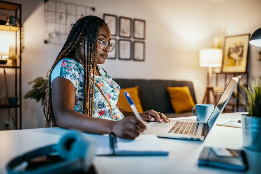 Woman learning remotely